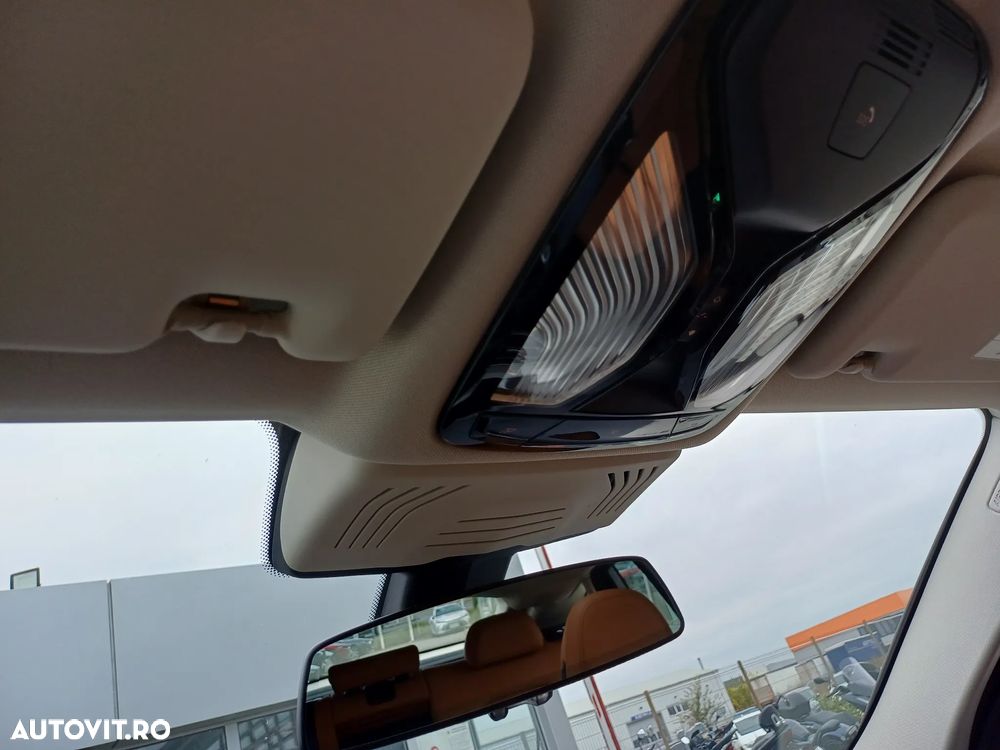 BMW X4 xDrive20i AT MHEV - 26