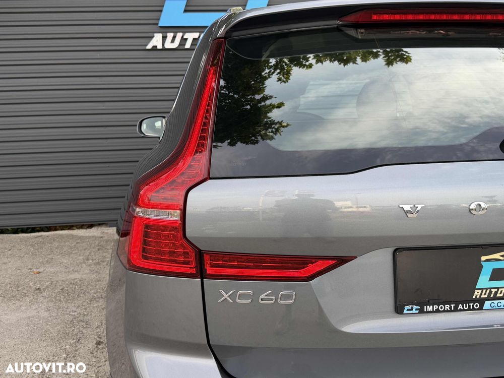 Volvo XC 60 D4 Geartronic Momentum Pro - 29