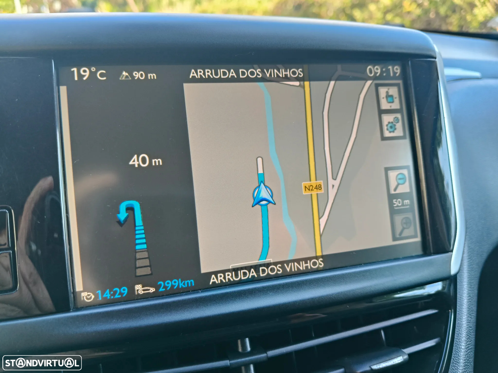 Peugeot 208 1.2 VTi Allure - 12