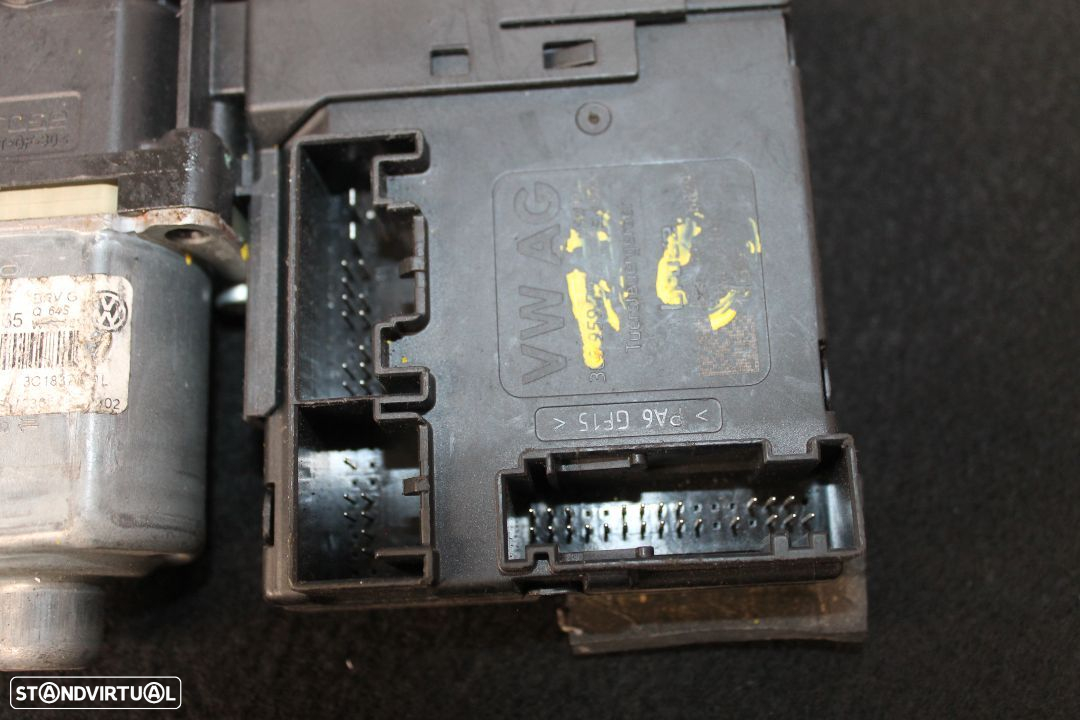 Motor Elevador Vidro Volkswagen Passat - 3