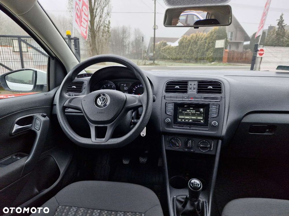 Volkswagen Polo - 8
