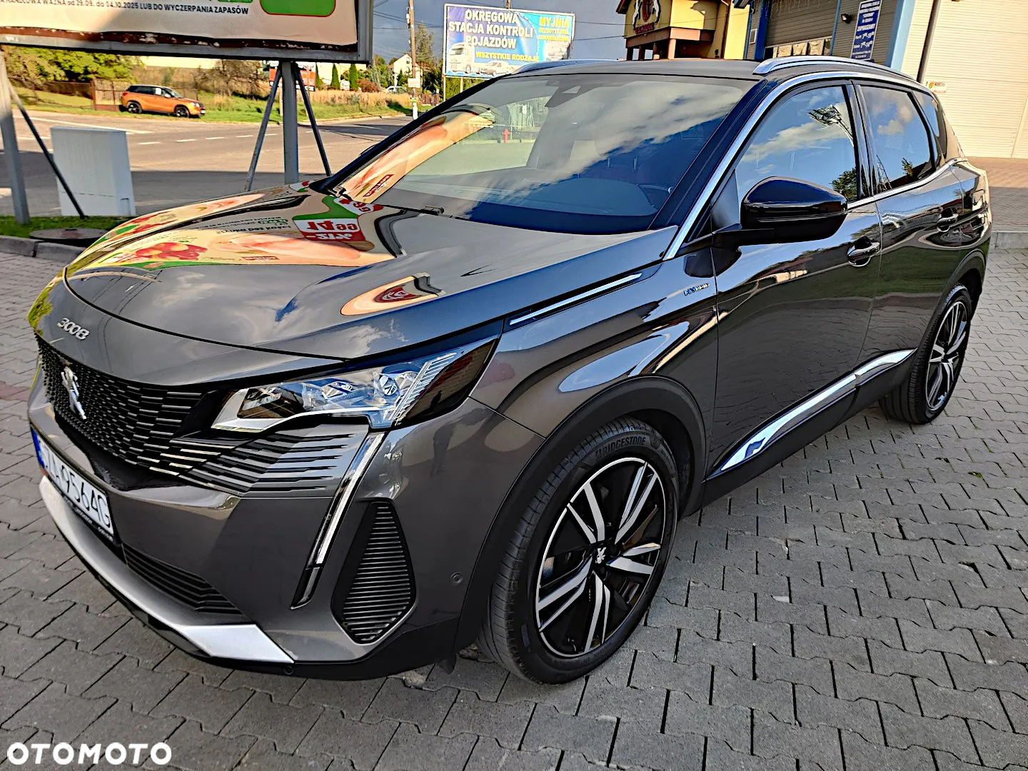 Peugeot 3008 Hybrid 225 e-EAT8 GT Pack - 5