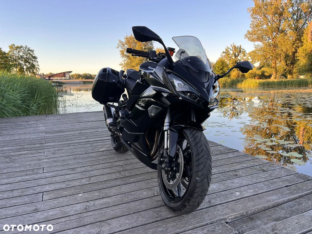 Kawasaki Ninja 1000 SX - 22
