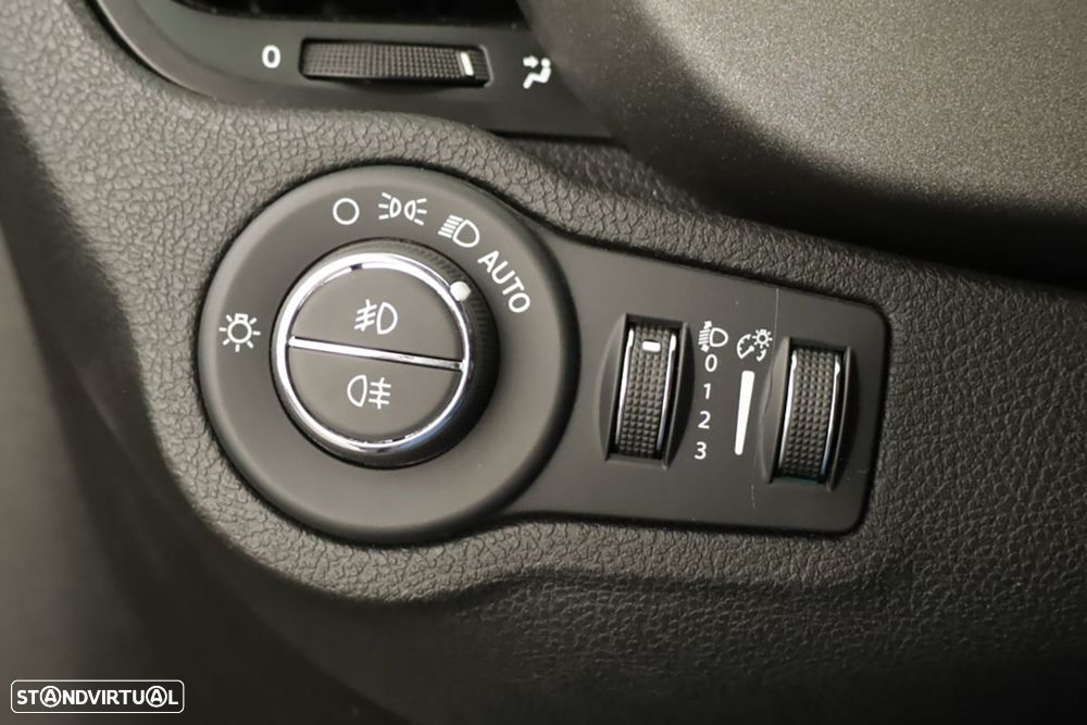 Fiat 500X 1.5 GSE MHEV Cross DCT - 17
