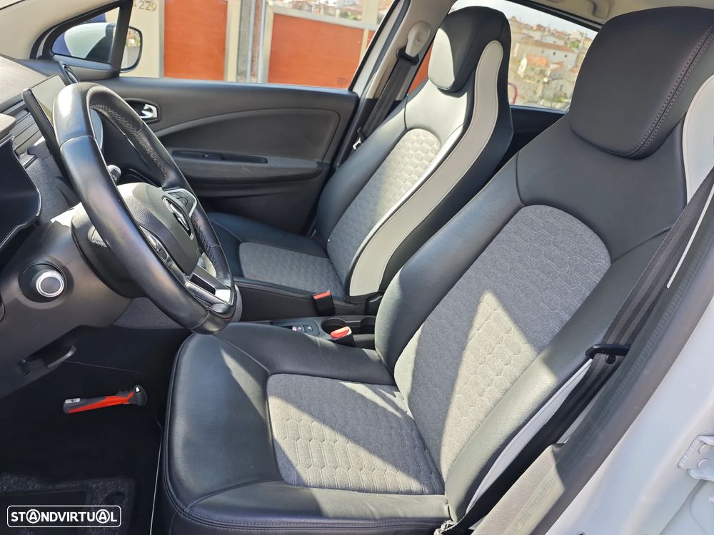 Renault Zoe (c/ Bateria) EV50 135hp Evolution - 33
