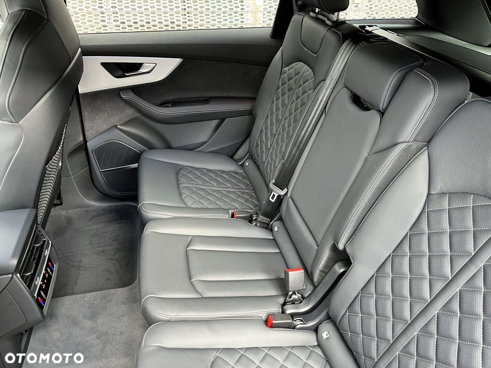 Audi Q7 - 23
