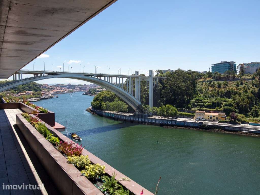 Apartamento T3 com Vistas Deslumbrantes - Porto - Grande imagem: 2/46