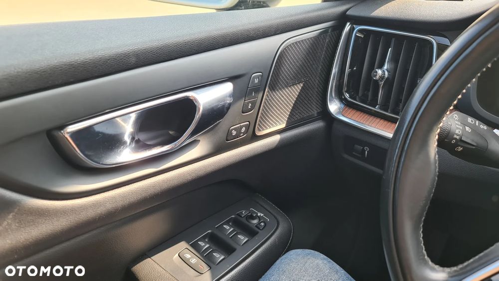 Volvo S60 - 28