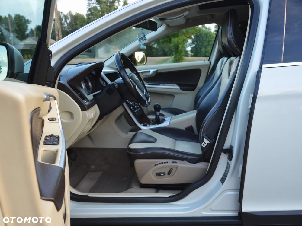 Volvo XC 60 - 21