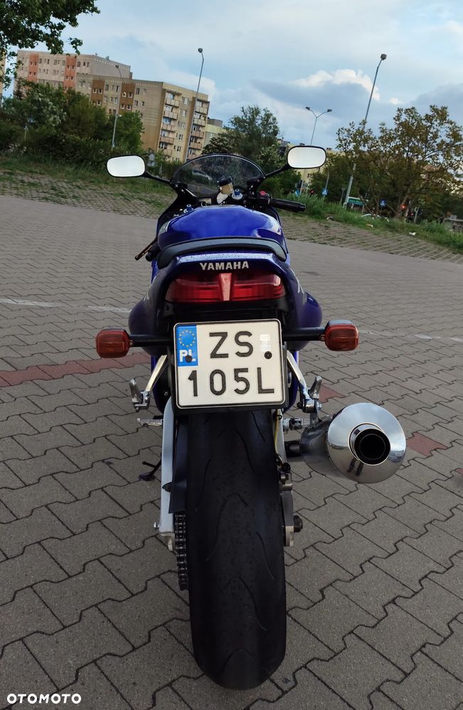 Yamaha YZF - 10
