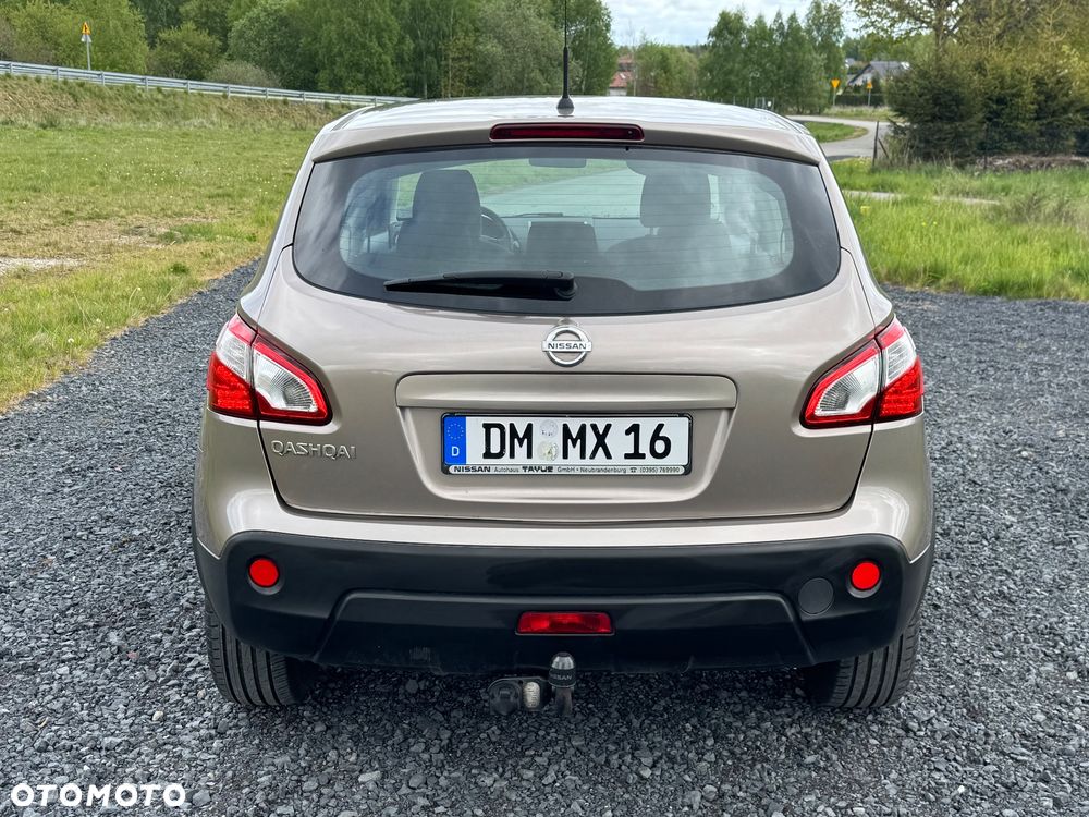 Nissan Qashqai 1.6 visia - 4