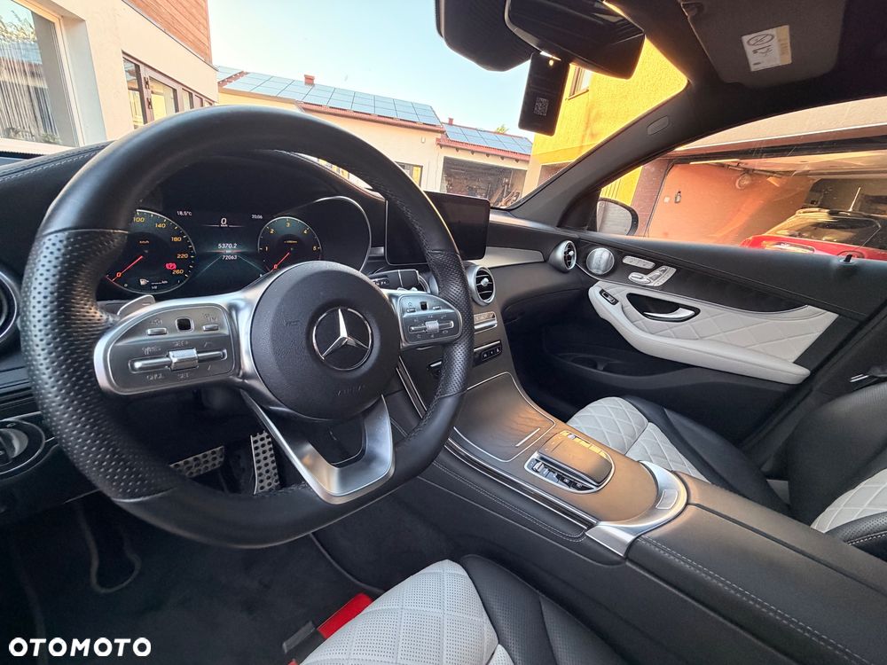 Mercedes-Benz GLC 300 d 4-Matic - 8