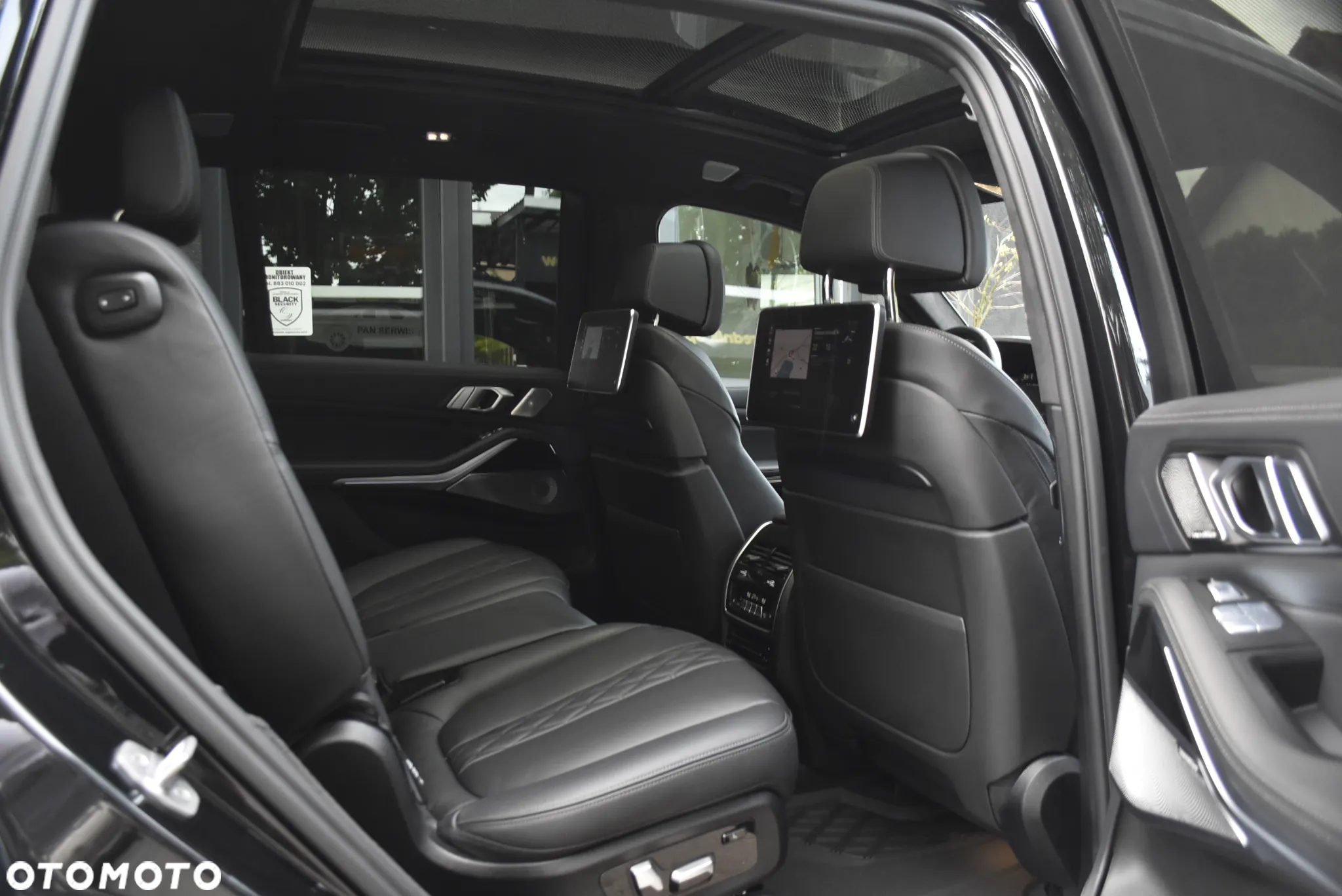 BMW X7 M50i sport - 10