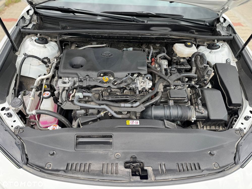 Toyota Camry 2.5 Hybrid Dynamic Force Comfort e-CVT - 8