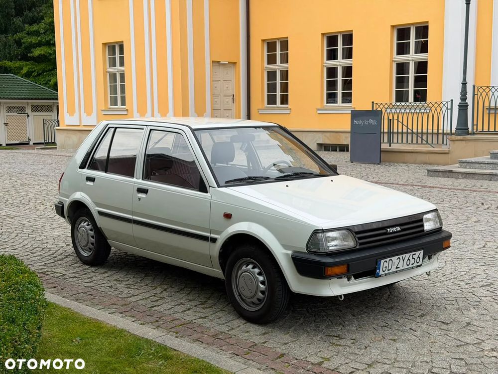 Toyota Starlet 1.0 XL - 1