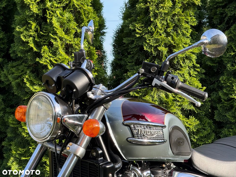 Triumph Thunderbird - 20