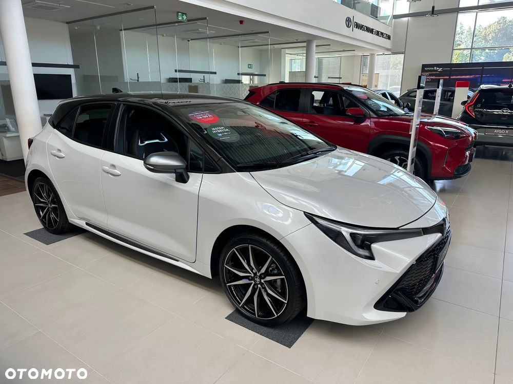 Toyota Corolla 1.8 Hybrid GR Sport - 3