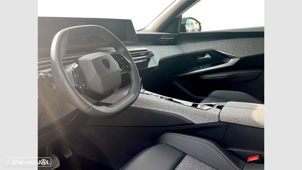 Peugeot 3008 1.2 Hybrid Allure e-DCS6 - 14