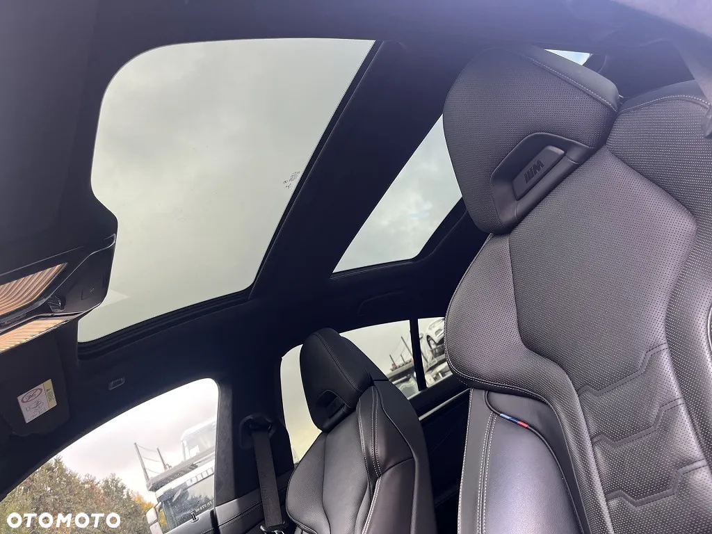 BMW Seria 8 - 10