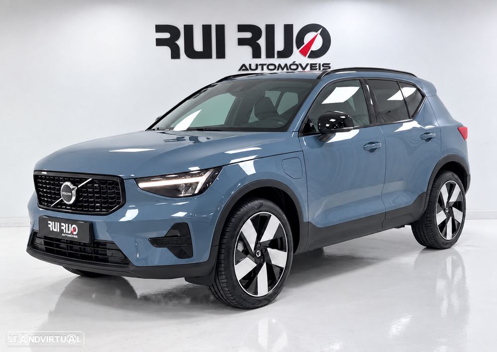 Volvo XC 40 1.5 T4 PHEV Plus Dark - 1