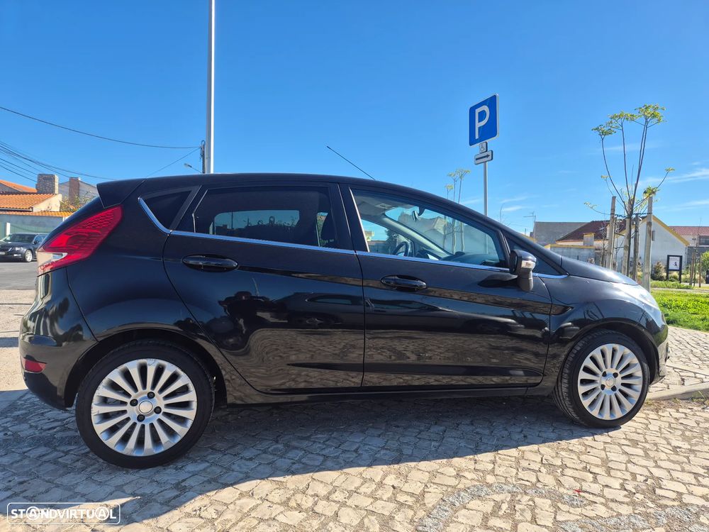 Ford Fiesta 1.4 TDCI Titanium - 8