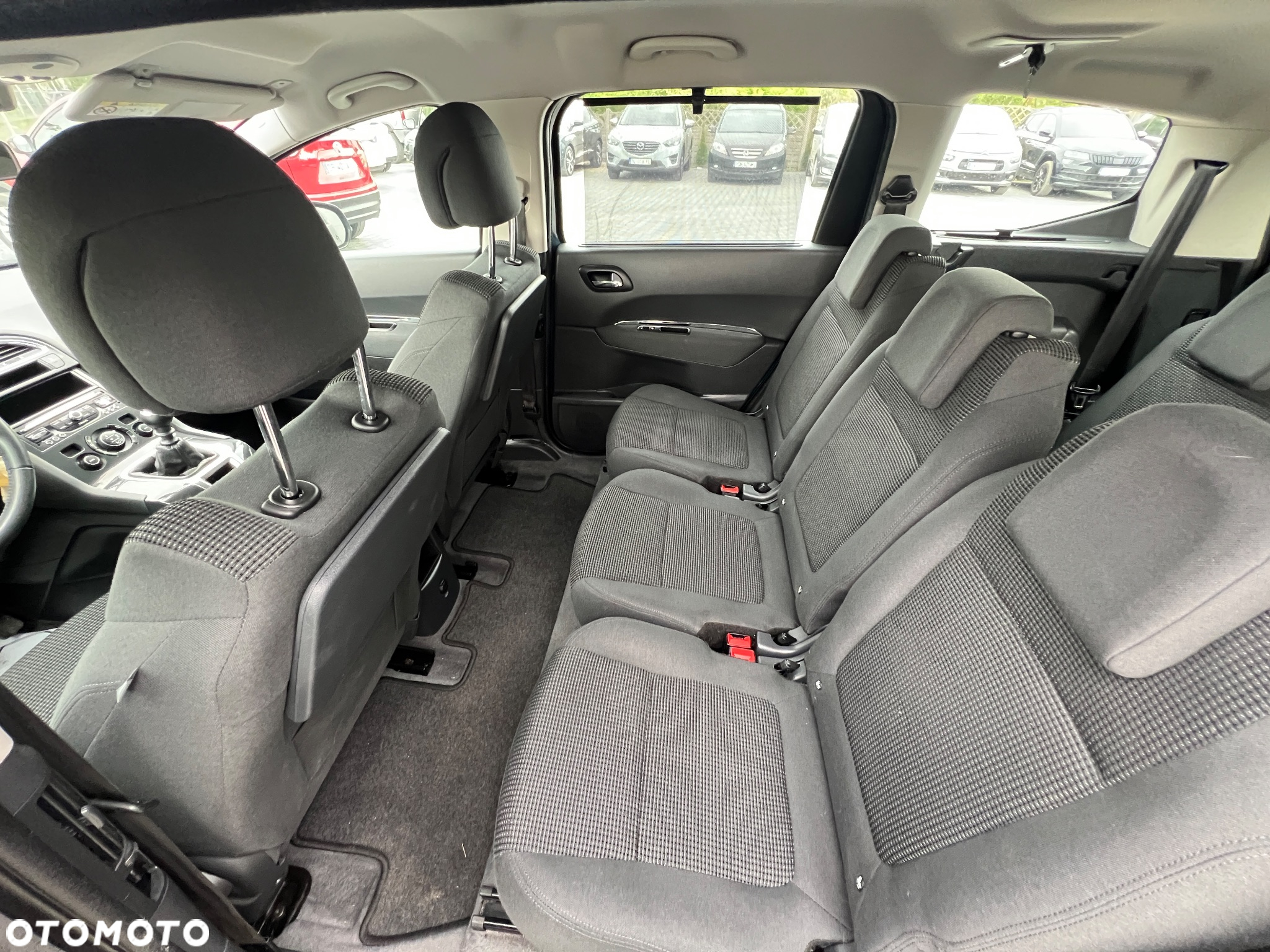 Peugeot 5008 1.2 PureTech Active S&S - 27
