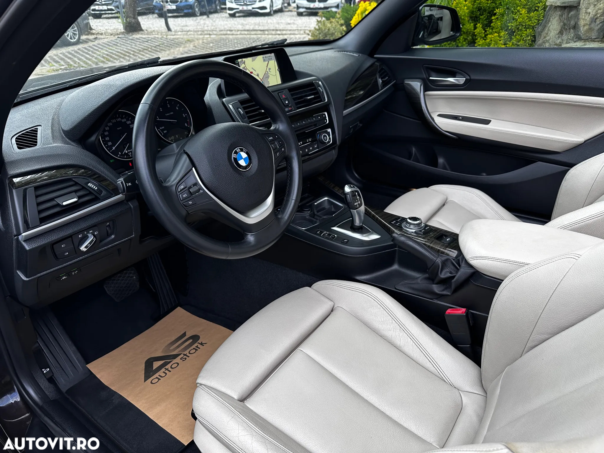 BMW Seria 2 220d Cabrio Aut. Luxury Line - 2
