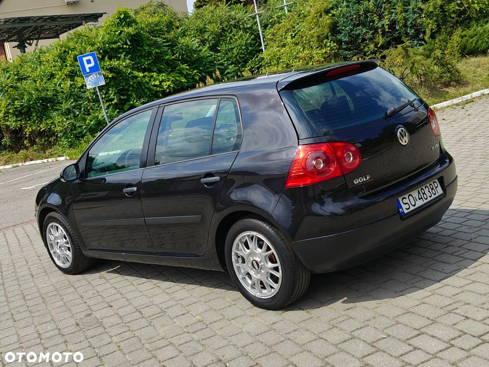 Volkswagen Golf 1.6 FSI Goal - 12