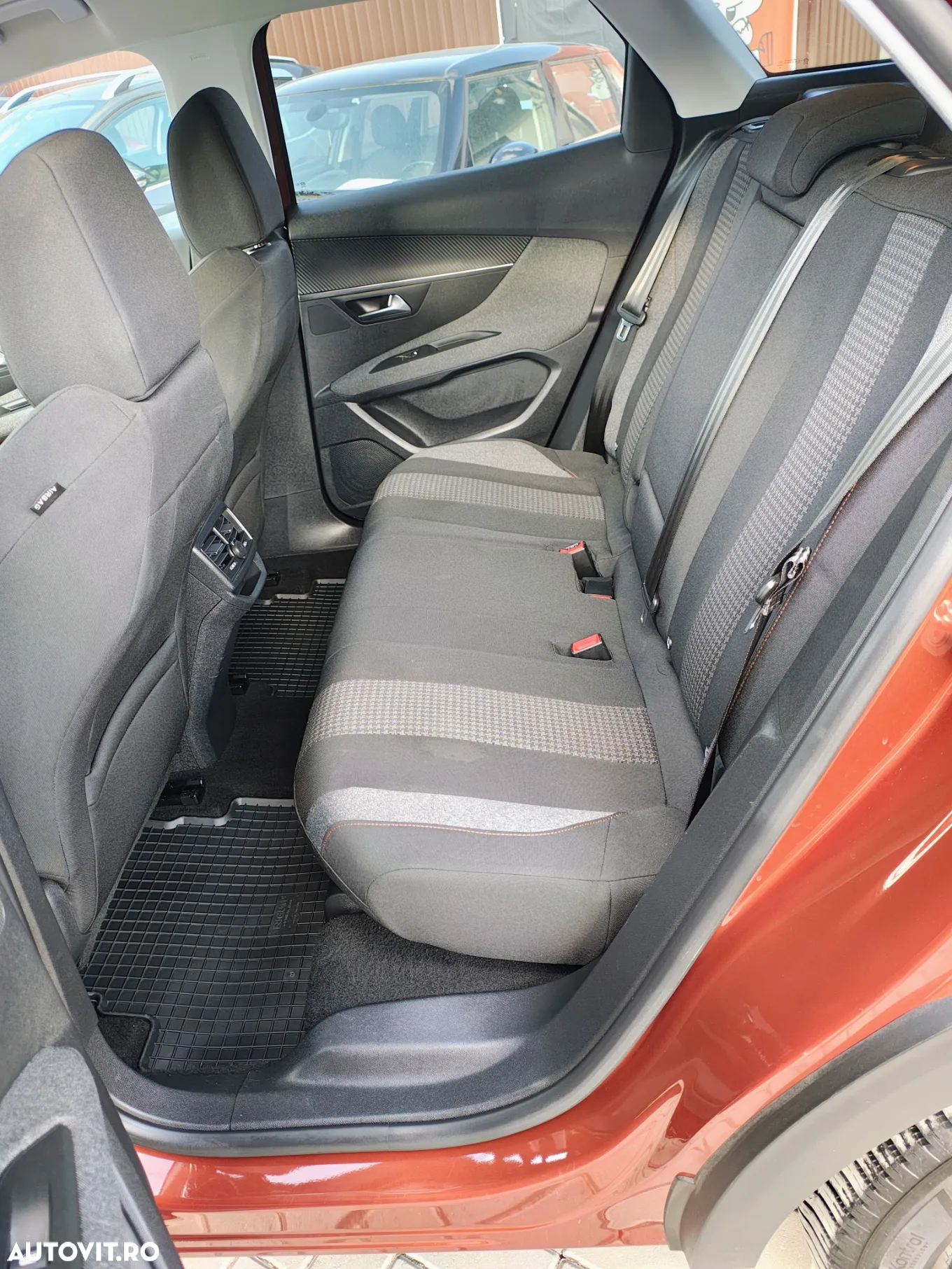 Peugeot 3008 BlueHDi 130 Stop & Start EAT8 Active Business-Paket - 15