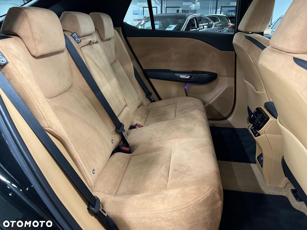 Lexus RZ 450e Omotenashi DIRECT4 - 12