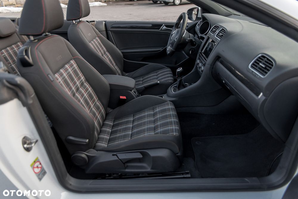 Volkswagen Golf Cabrio GTI - 16