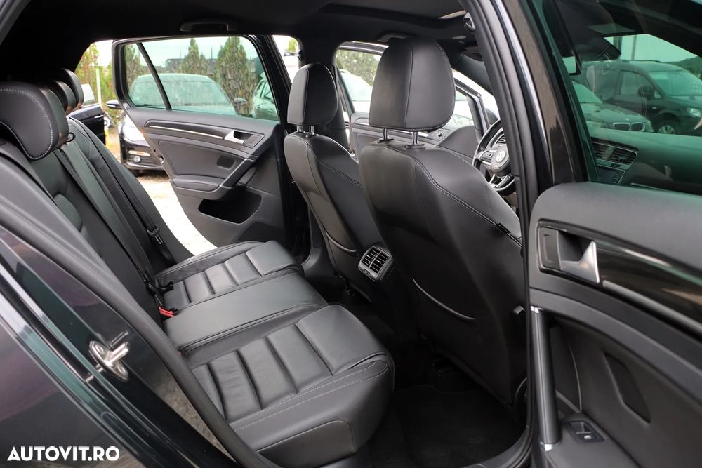 Volkswagen Golf 2.0 TDI DSG GTD - 18