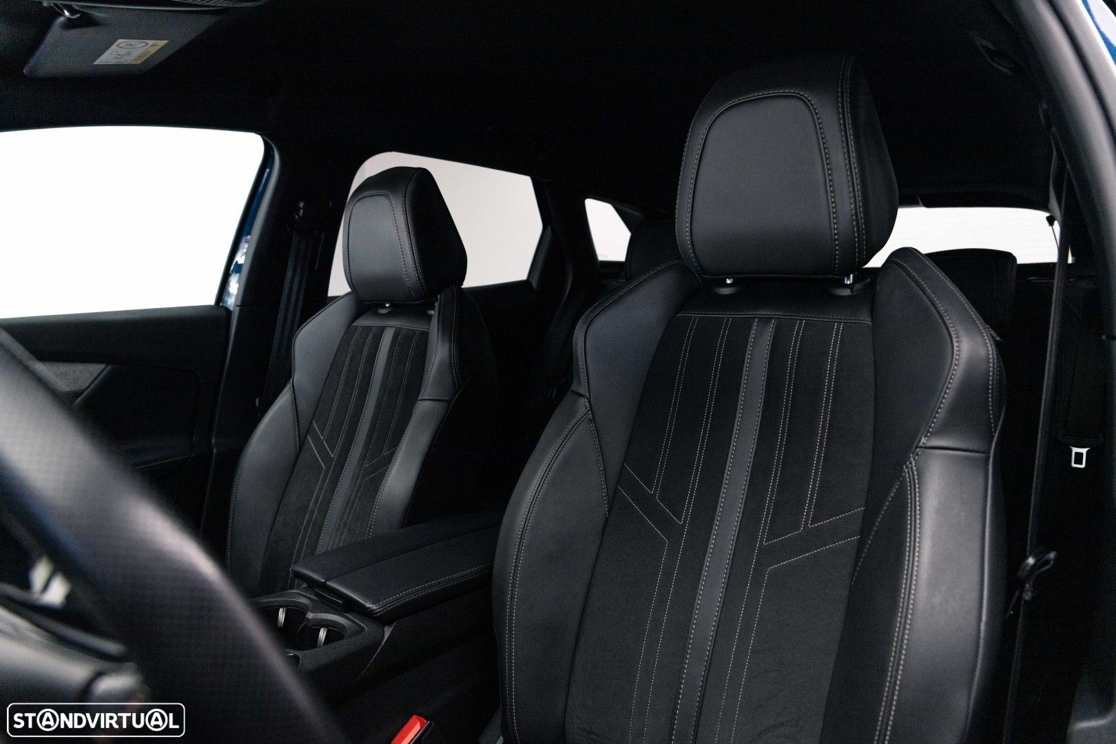 Peugeot 3008 1.5 BlueHDi GT EAT8 - 11