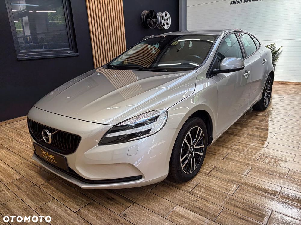 Volvo V40 D4 Geartronic Momentum - 12