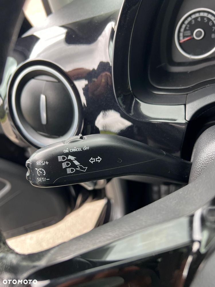 Volkswagen up! Start-Stop special black pearl - 6