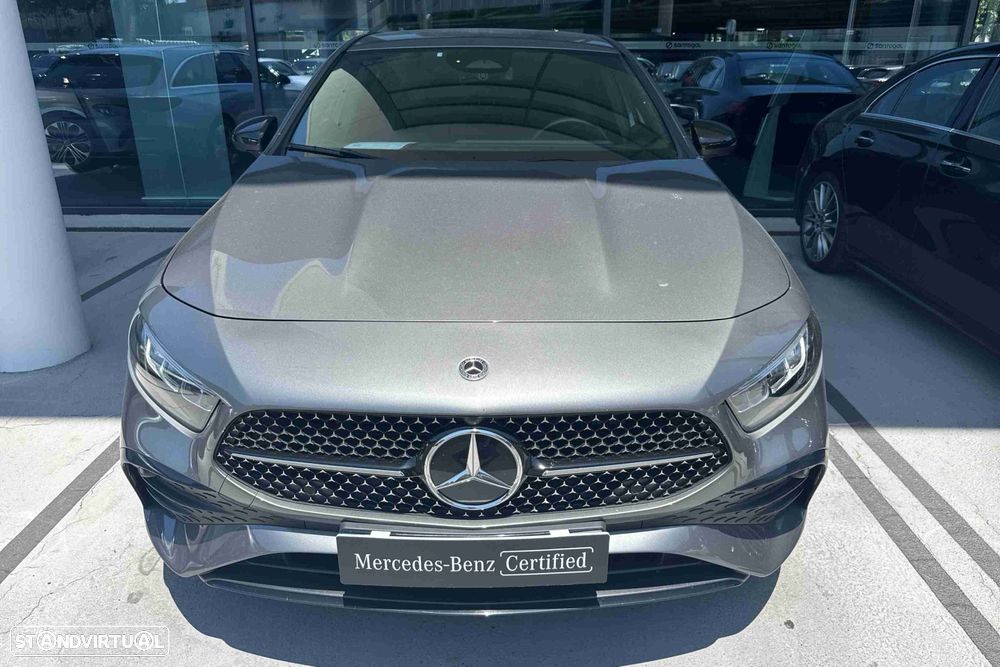 Mercedes-Benz A 250 e - 3