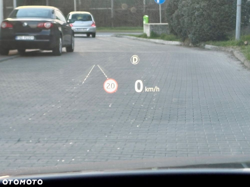 Land Rover Discovery Sport 2.0 D180 R-Dynamic - 39