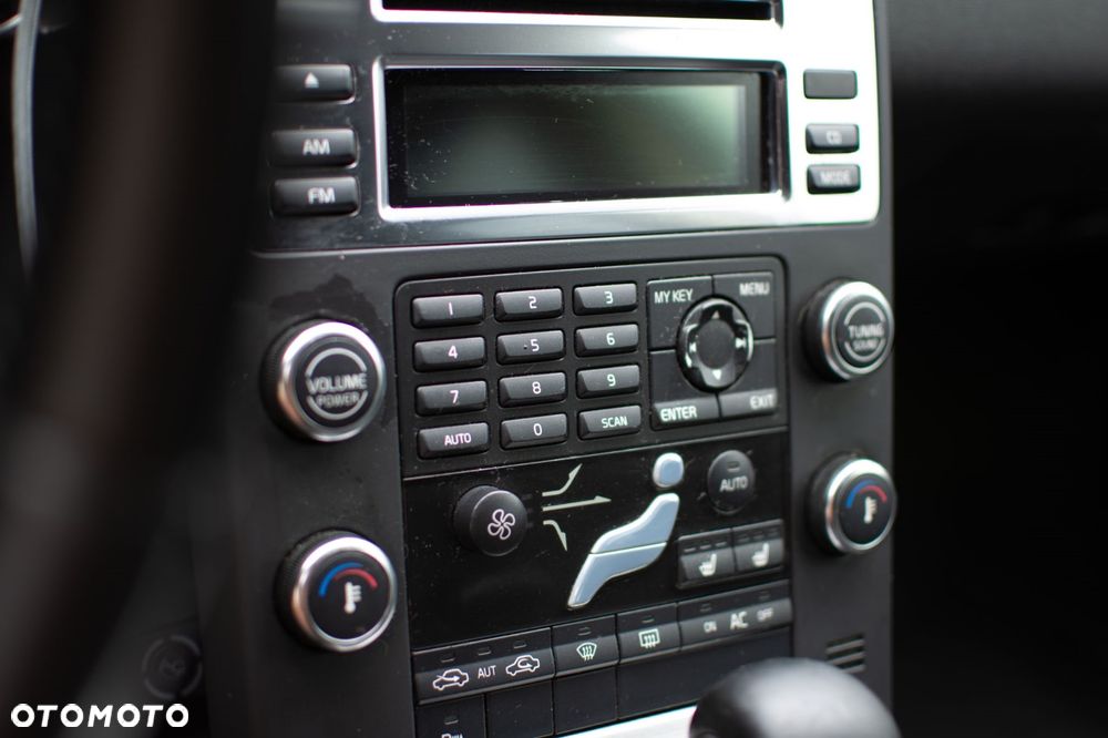 Volvo V70 2.5T Ocean Race - 13