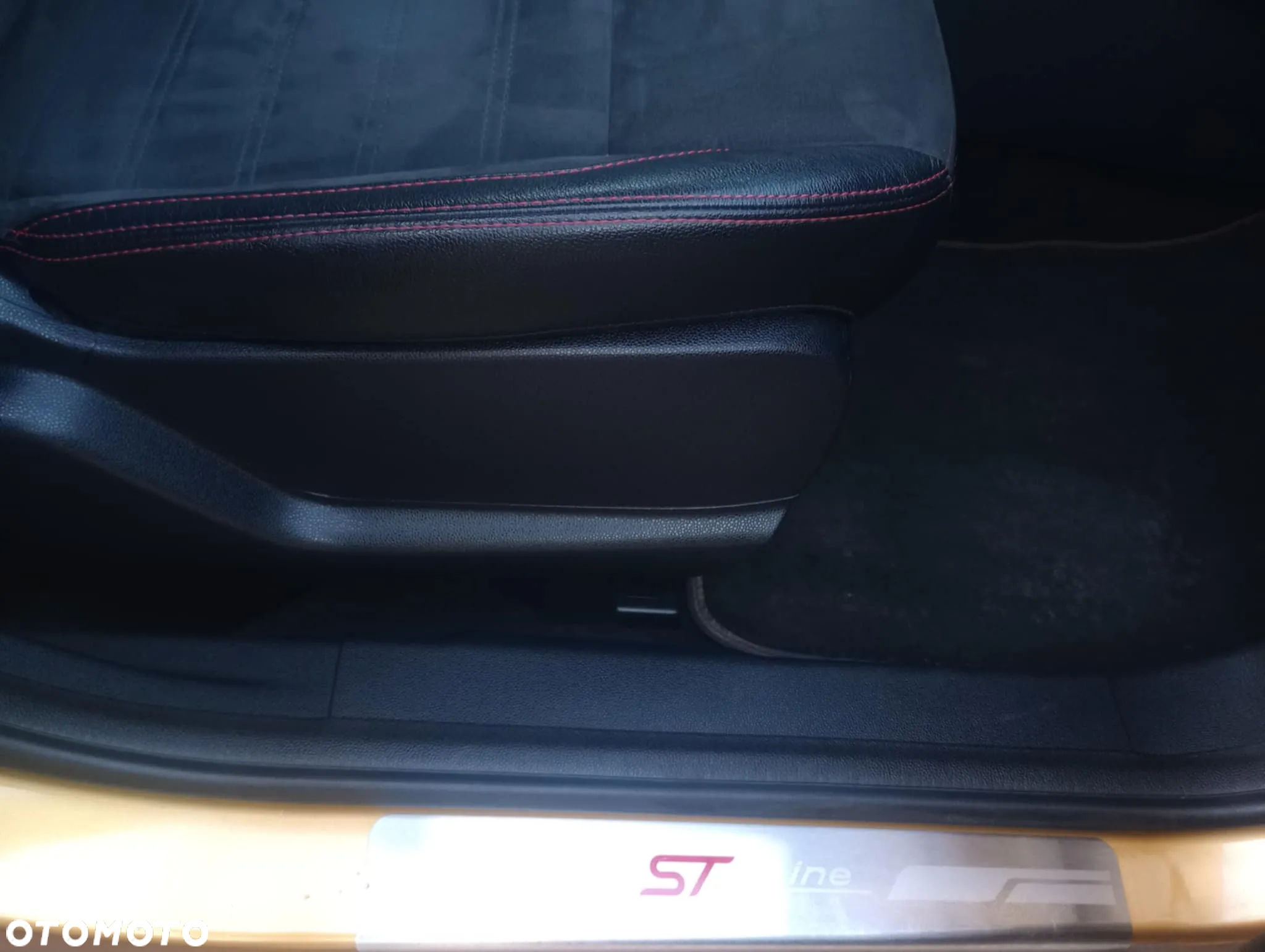 Ford EcoSport 1.5 EcoBlue ST-Line ASS - 4