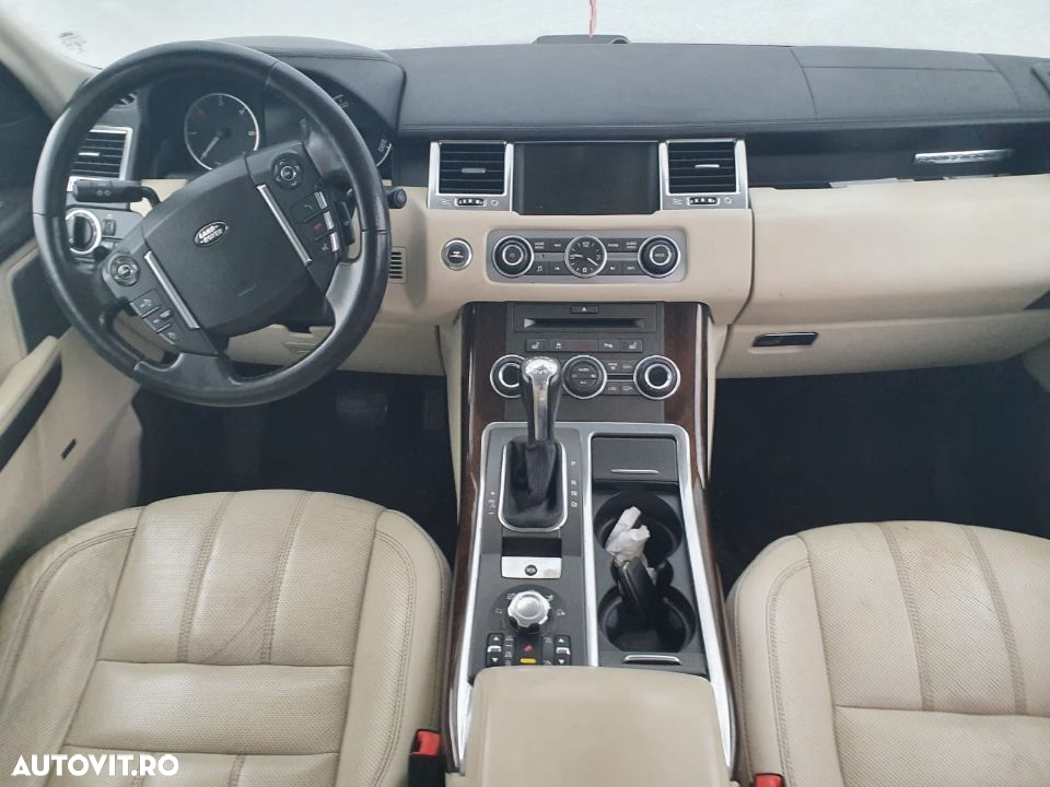 Dezmembrez Land Rover Range Rover sport an 2010, FACELIFT motor 3.0D V6 SDV6 306DT 180kw 245cp - 5