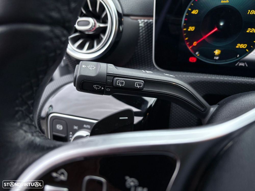 Mercedes-Benz A 180 7G-DCT Progressive - 23