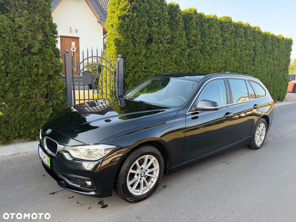 BMW Seria 3 320d Luxury Line - 13