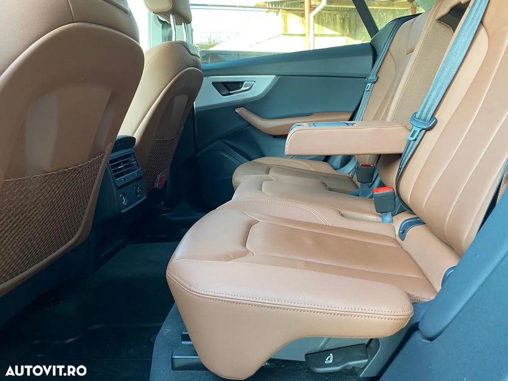 Audi Q8 50 TDI quattro Tiptronic - 15