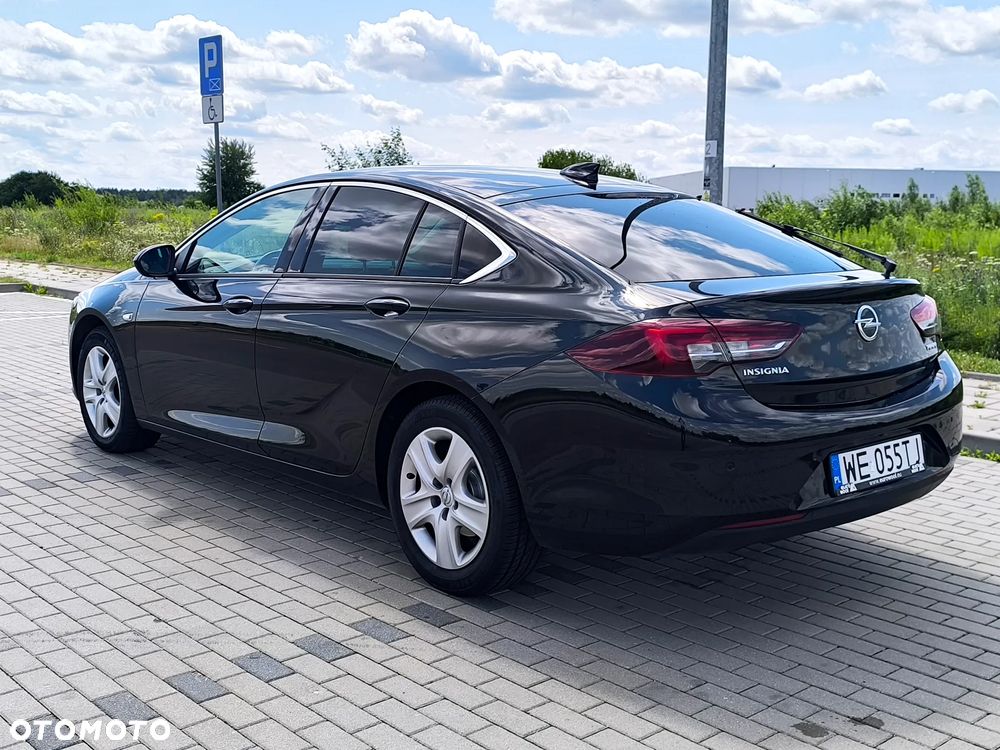 Opel Insignia 1.5 T Elite S&S - 10