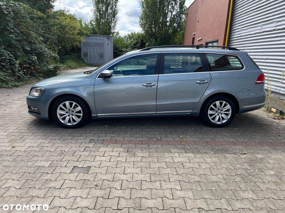 Volkswagen Passat Variant 2.0 TDI DSG BlueMotion Technology Comfortline - 8