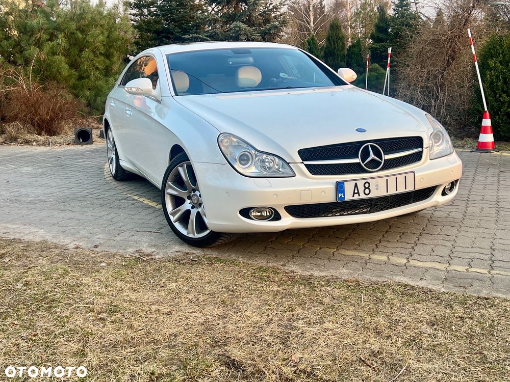 Mercedes-Benz CLS - 9