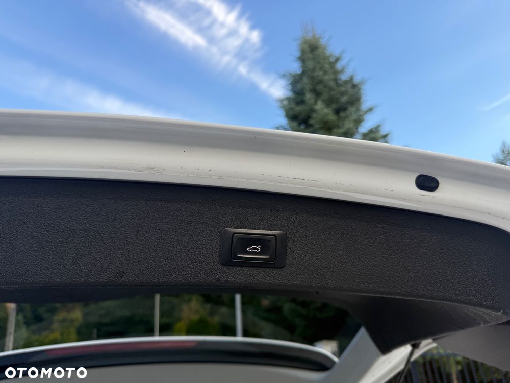 Audi Q5 2.0 TDI quattro S tronic - 24