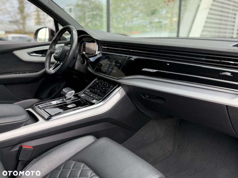 Audi Q7 - 26