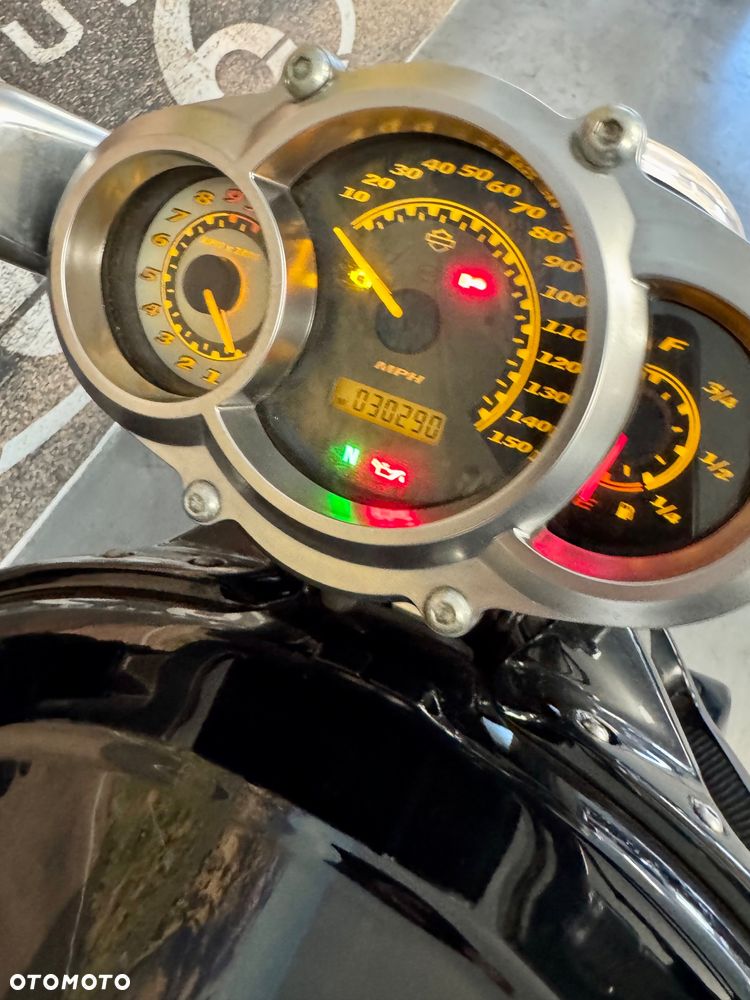 Harley-Davidson V-Rod Muscle - 9