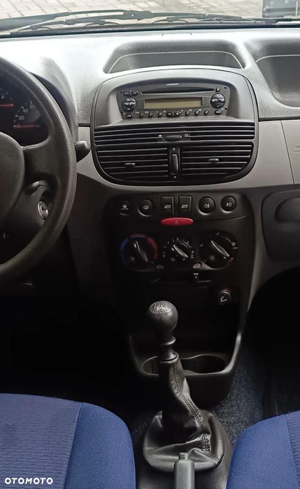 Fiat Punto 1.2 8V Active Clima - 9